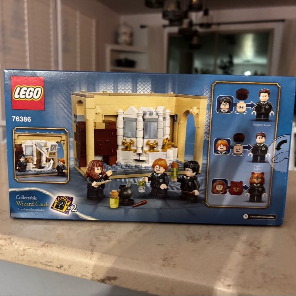 NEW Anniversary Harry Potter Lego 76386 Hogwarts Polyjuice Potion Mistake SEALED - Picture 2 of 2